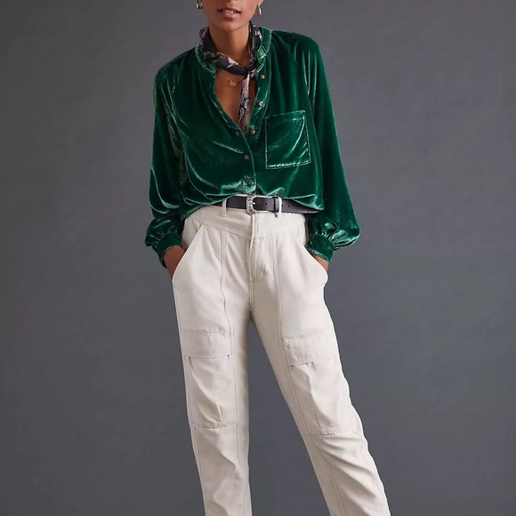 Pilcro for Anthropologie Green Puff-Sleeved Velvet Buttondown NWT Medium - Picture 8 of 12